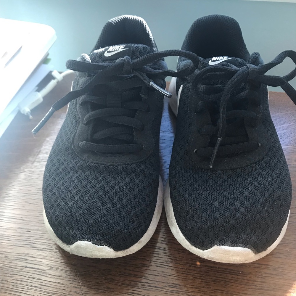Nike boys shoes